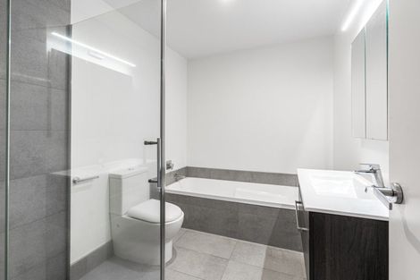 Photo of property in 3 Tahuhu Road, Mount Wellington, Auckland, 1062