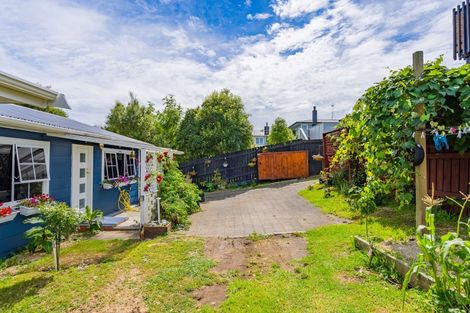 Photo of property in 19 Aorangi Road, Paraparaumu, 5032
