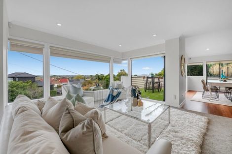 Photo of property in 2/32 Gills Road, Bucklands Beach, Auckland, 2014