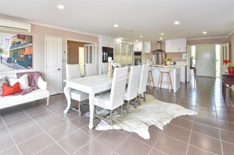 Photo of property in 1 Aufidius Place, Pukekohe, 2120