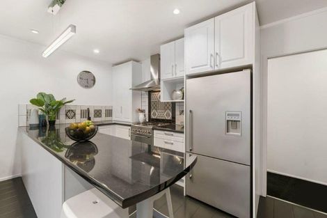 Photo of property in 2/34 Clifton Road, Herne Bay, Auckland, 1011