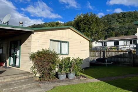 Photo of property in 44a Dorset Street, Picton, 7220