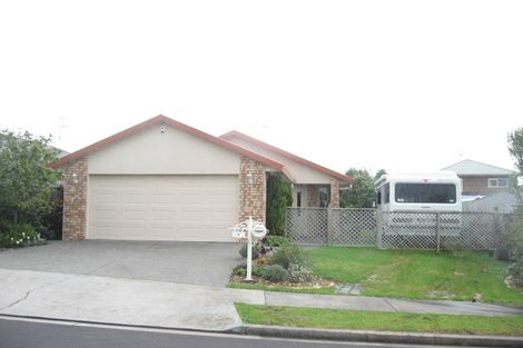 Photo of property in 4 Norman Close, The Gardens, Auckland, 2105