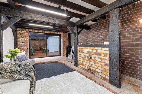 Photo of property in 2/16 John Downs Drive, Browns Bay, Auckland, 0630