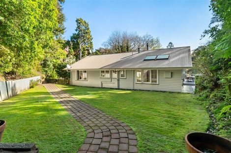 Photo of property in 67 Chatsworth Road, Silverstream, Upper Hutt, 5019