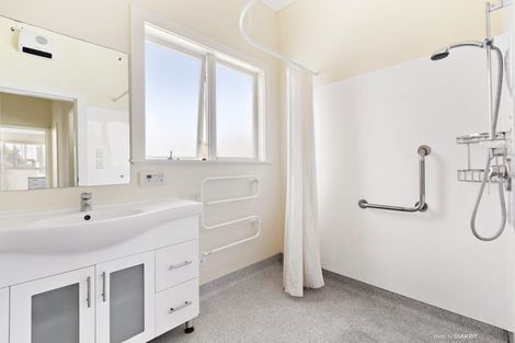 Photo of property in 107 Rongotai Road, Kilbirnie, Wellington, 6022