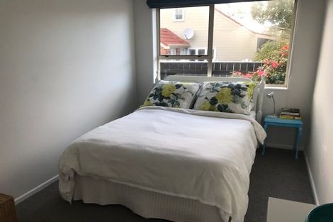 Photo of property in 1/41 Parkvale Road, Karori, Wellington, 6012