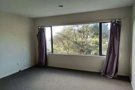 Photo of property in 35 Park Road, Titirangi, Auckland, 0604
