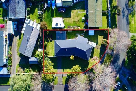 Photo of property in 16 Fairview Place, Te Puke, 3119