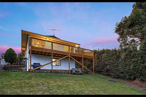 Photo of property in 31 Pipitea Place, Massey, Auckland, 0614