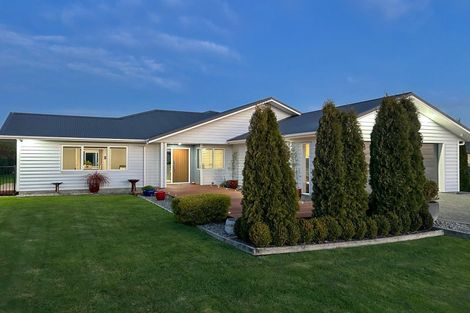 Photo of property in 7 Hartley Avenue, Carterton, 5713