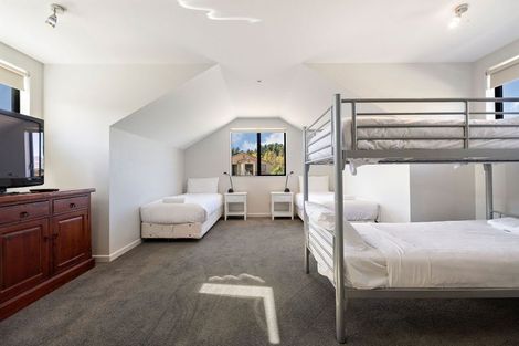 Photo of property in 74 Kings Drive, Wanaka, 9305