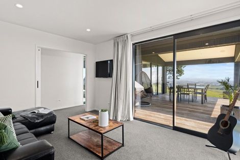 Photo of property in 668 Kaitemako Road, Welcome Bay, Tauranga, 3175