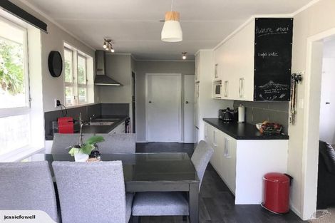 Photo of property in 29 Beaumont Crescent, Frankleigh Park, New Plymouth, 4310