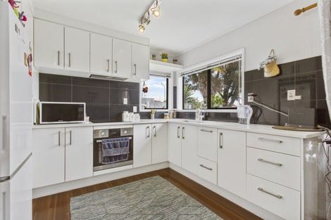 Photo of property in 18 Belinda Avenue, Flat Bush, Auckland, 2023