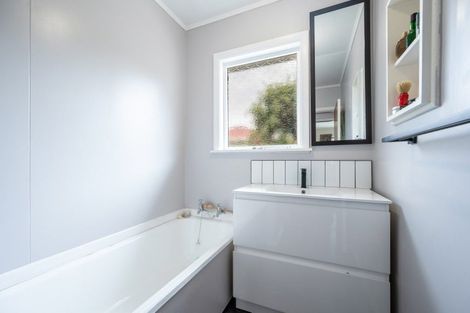 Photo of property in 121 Fairfax Street, Murchison, 7007