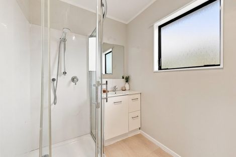Photo of property in 2/41 President Avenue, Papakura, 2110