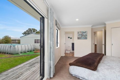 Photo of property in 10 Waimanu Place, Point Wells, Warkworth, 0986