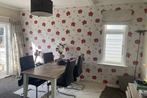 Photo of property in 14 Trelissick Crescent, Ngaio, Wellington, 6035