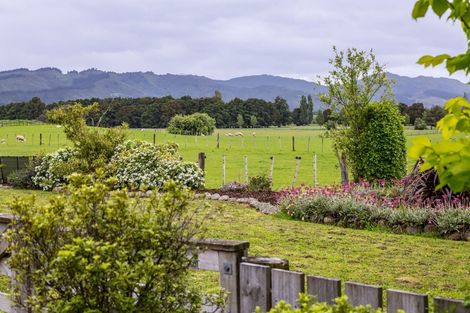 Photo of property in 228 Woodside Road, Woodside, Greytown, 5794