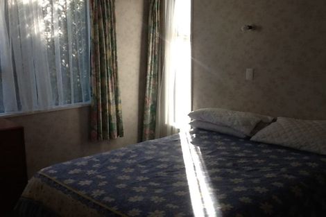 Photo of property in 10 Rob Roy Lane, Wanaka, 9305