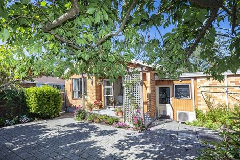 Photo of property in Birchdale Courts, 1/69a Yaldhurst Road, Sockburn, Christchurch, 8042