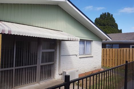 Photo of property in 1/58 Great South Road, Papakura, 2110