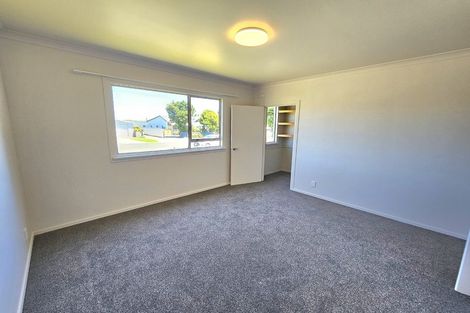 Photo of property in 8 Hutchins Street, Waitara, 4320