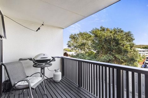Photo of property in 4/24 Acheron Road, Paremata, Porirua, 5026