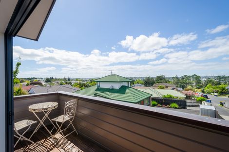 Photo of property in 14 Lesa Annis Place, Henderson, Auckland, 0612