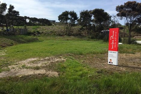 Photo of property in 13 Seabreeze Road, Mangawhai Heads, Mangawhai, 0505