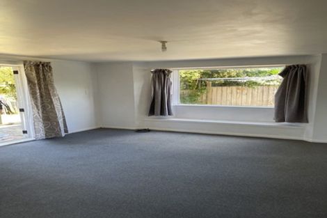 Photo of property in 50 Weatherly Road, Torbay, Auckland, 0630