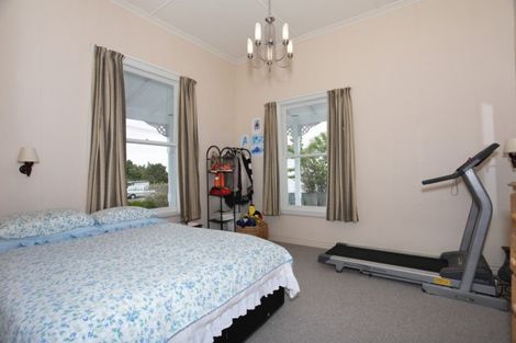 Photo of property in 16 Toia Street, Marton, 4710