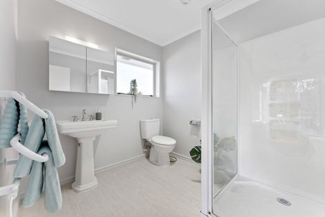 Photo of property in 6 Daniel Place, Kelvin Grove, Palmerston North, 4414