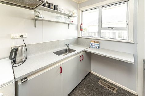 Photo of property in 81a Gonville Avenue, Gonville, Whanganui, 4501