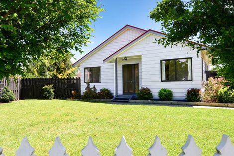 Photo of property in 4 Dixon Road, Fitzroy, Hamilton, 3206