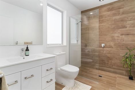 Photo of property in 77 Sandhurst Drive, Papamoa Beach, Papamoa, 3118