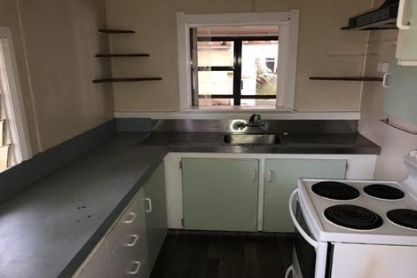 Photo of property in 87 Whitcombe Road, Opunake, 4616