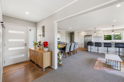 Photo of property in 54 Chorley Avenue, Massey, Auckland, 0614