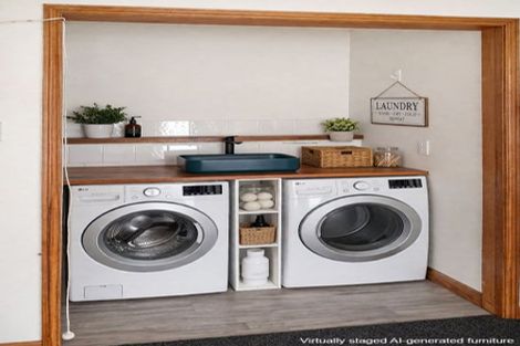 Photo of property in 62 Romilly Street, Westport, 7825