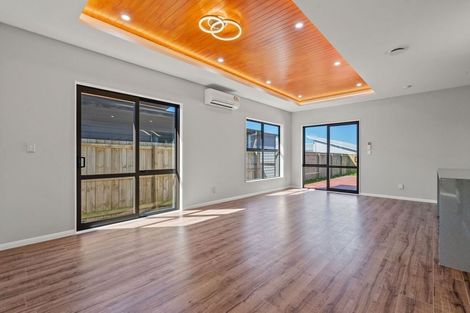 Photo of property in 55 Clarks Beach Road, Clarks Beach, 2122