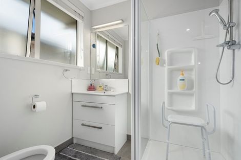 Photo of property in 4 Seashell Drive, Papamoa Beach, Papamoa, 3118