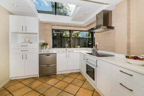 Photo of property in 29 Belmont Terrace, Milford, Auckland, 0620