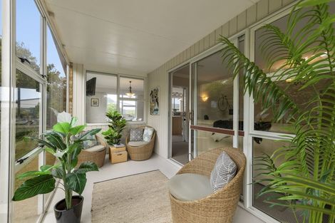 Photo of property in 3 Climie Crescent, Hawera, 4610