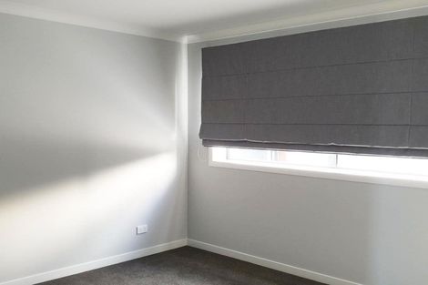 Photo of property in 9a Grumman Lane, Newlands, Wellington, 6037