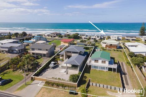 Photo of property in 55 Seaforth Road, Waihi Beach, 3611