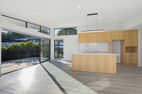 Photo of property in 33a St James Avenue, Helensville, 0800