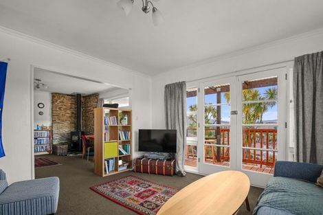 Photo of property in 89 Branxholm Street, Roxburgh, 9500