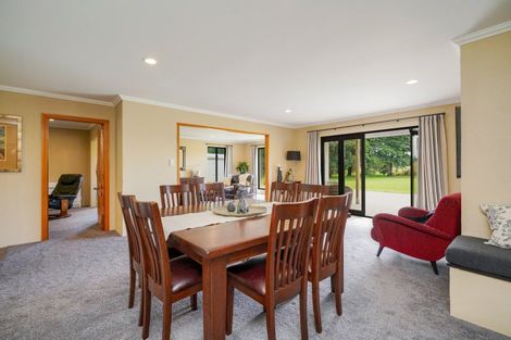 Photo of property in 98 Erskine Road, Otatara, Invercargill, 9879