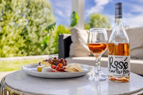 Photo of property in 13 Bell Street, Otane, 4202